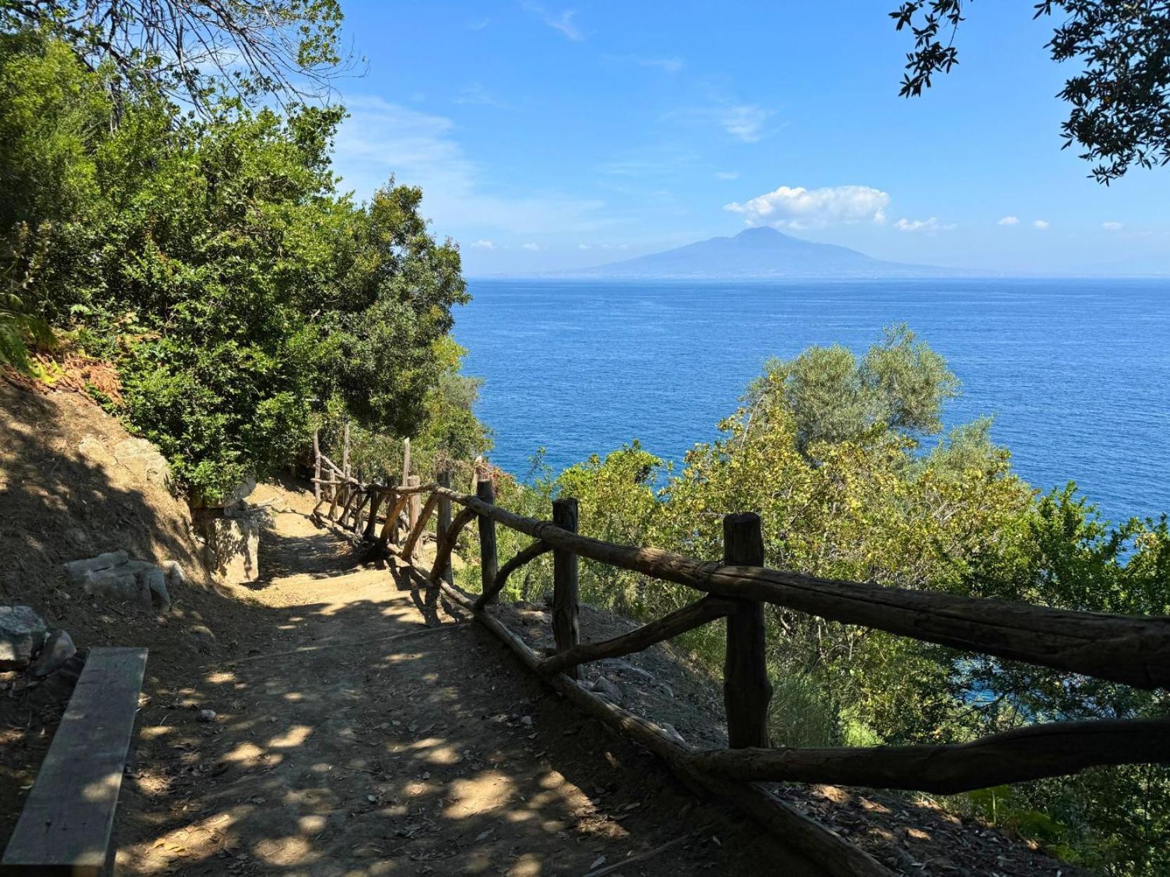 Village Camping Santa Fortunata - Campogaio Sorrento Eksteriør bilde
